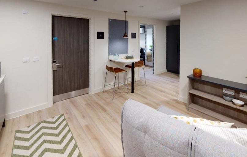 1 Portswood Road, Inner Avenue, Southampton - Image 1